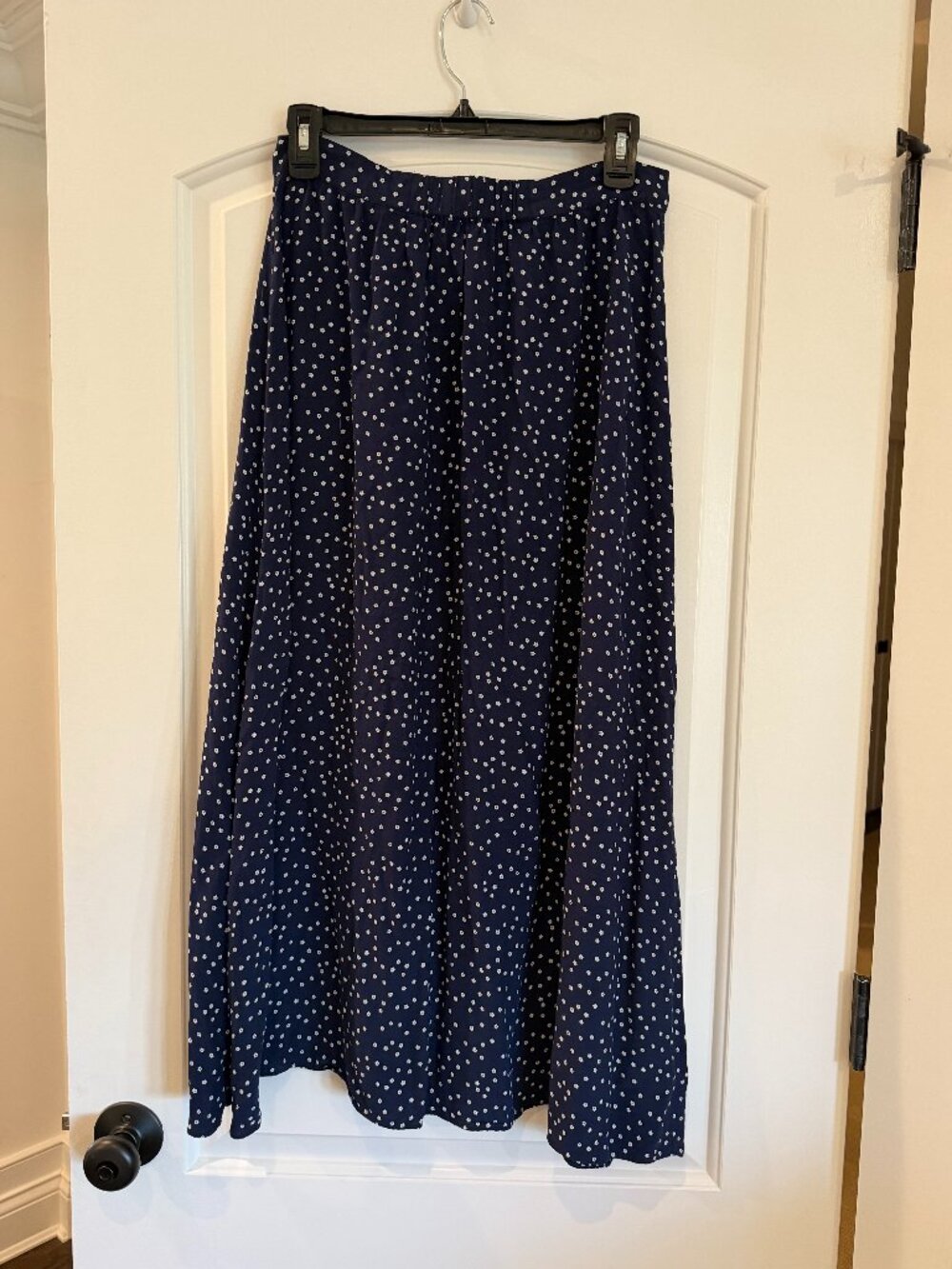 & Other Stories Buttoned A-Line Midi Skirt Navy Blue & white dot flowers dots